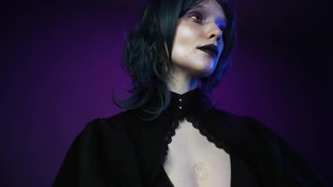        im expecting 350 thumbs up on my altar   online show from April 9, 10:15 pm