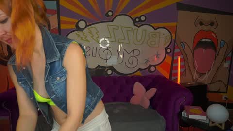 GingerLizzii online show from January 30, 10:40 am