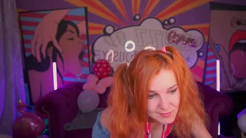 GingerLizzii online show from February 18, 7:21 am