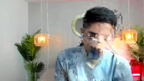 Gio Carangi online show from April 14, 2:59 am