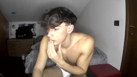 giovyyx online show from December 1, 3:32 pm