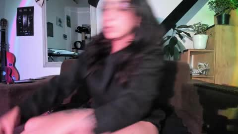 girasol1921 online show from January 9, 1:29 am