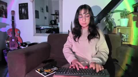 girasol1921 online show from January 16, 2:41 am