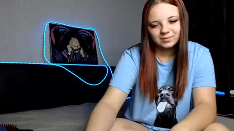 girl_shy07 online show from June 24, 5:53 pm