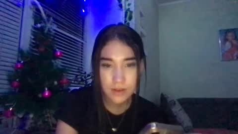 girl_sue online show from December 13, 11:06 pm