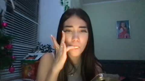 girl_sue online show from December 14, 10:07 pm