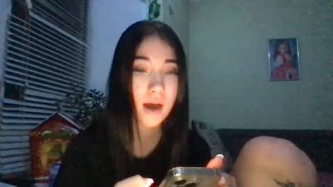 girl_sue online show from December 13, 12:42 am