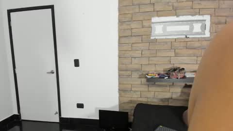 girl_sweet09 online show from October 15, 12:36 am