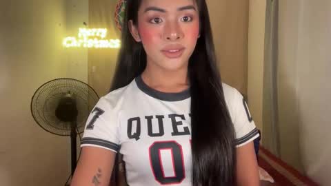 queen ronna online show from December 22, 11:39 am