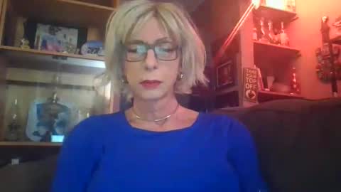 Girlinrock online show from November 21, 2:09 am