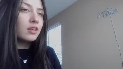 Jasmine online show from November 18, 4:32 pm