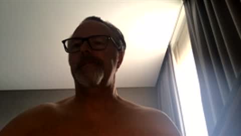 girlsandbikes online show from May 16, 3:58 am