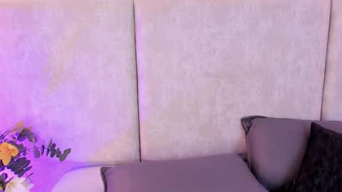 Giselle  online show from February 27, 10:02 pm