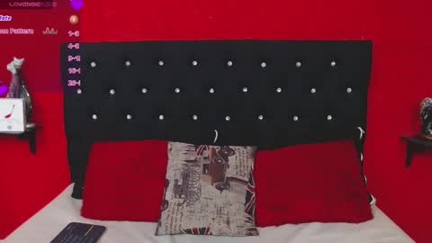 Gissell Saenz online show from February 15, 7:06 pm