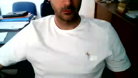 giuseppevai1 online show from June 24, 9:38 am
