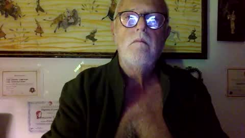 giutomma930394 online show from October 11, 8:23 pm