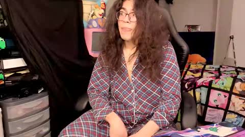 glaceon9 online show from December 3, 2:45 am