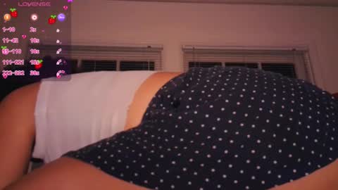 Glizzy Hotcakes online show from November 3, 4:46 am