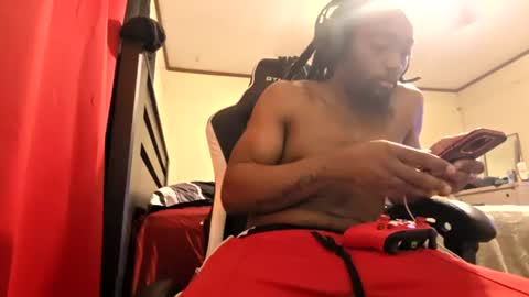 glomightyj online show from July 12, 9:12 am