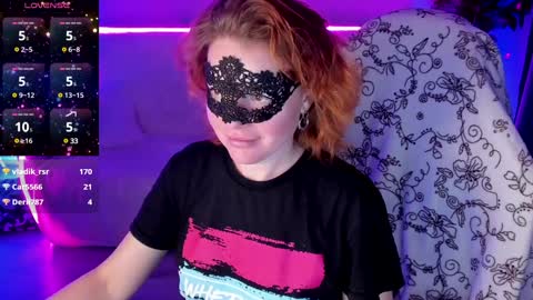 Snapshot of gloriagrays chatting on December 8, 12:46 am gloriagrays online show from December 8, 12:46 am