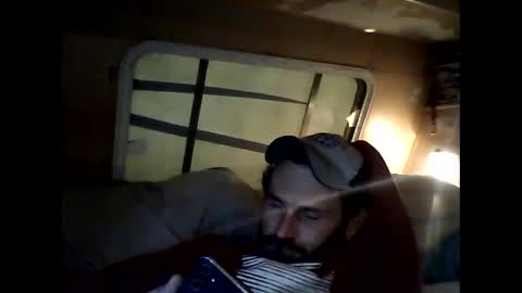 Snapshot of gman3883 chatting on December 13, 8:14 pm Gman online show from December 13, 8:14 pm