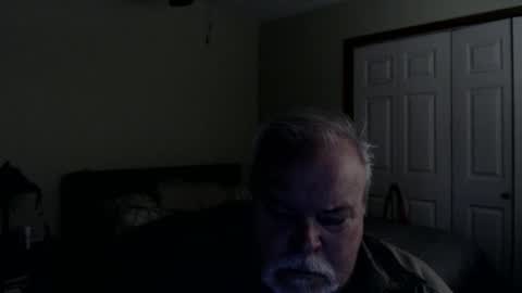 gmctruckguy online show from November 18, 6:44 pm