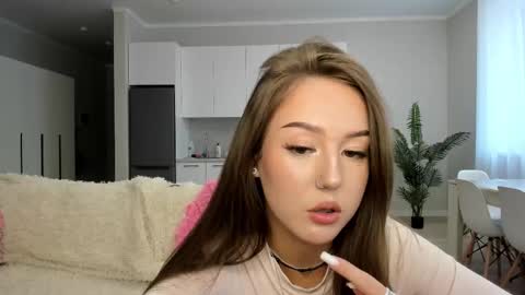 Lina online show from February 19, 8:46 am