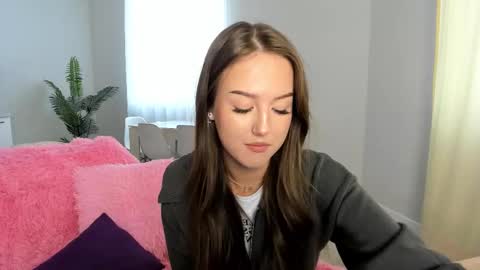 Lina online show from February 15, 8:35 am