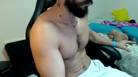 god hunkules online show from April 4, 6:48 pm