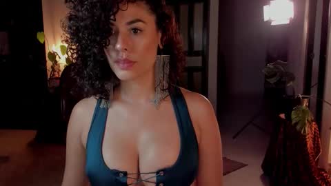 Elena online show from March 23, 2:05 am