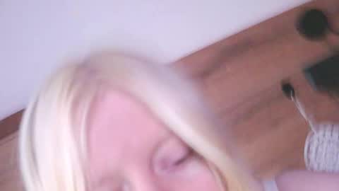 Rose online show from March 18, 5:57 am