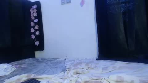 mellissa online show from December 4, 12:05 pm