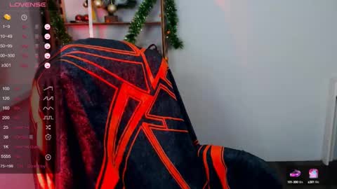 Snapshot of goddess_sophie99 chatting on December 20, 1:00 pm Goddess Sophie99 online show from December 20, 1:00 pm
