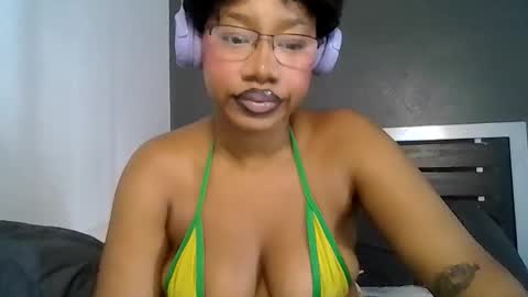 Goddess Daisy Sky online show from June 7, 5:07 pm