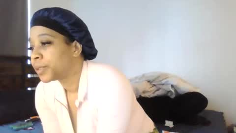 goddessdiiamond online show from April 13, 8:24 pm