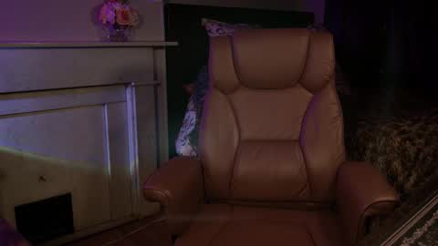 Goddess Mae  NYC online show from March 25, 2:07 am