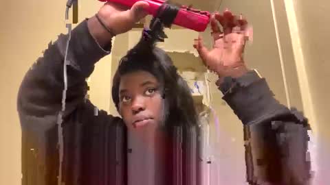 goddessnyia online show from February 18, 2:16 am