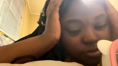 goddessnyia online show from February 3, 5:07 am
