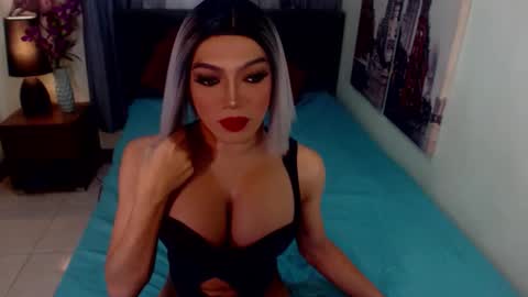 Lucy Pearl online show from February 1, 4:20 am