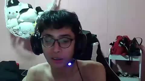 godhyun online show from February 3, 10:14 am