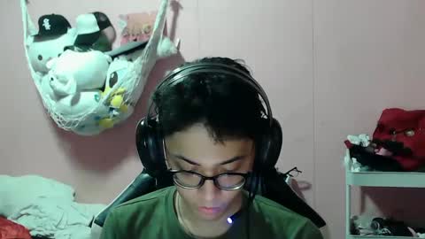 godhyun online show from March 8, 9:50 am