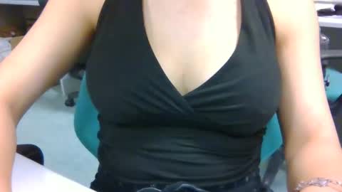 Snapshot of godpphire chatting on September 11, 12:39 pm godpphire online show from September 11, 12:39 pm