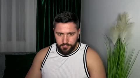 gold_alpha_boy online show from March 17, 5:07 pm