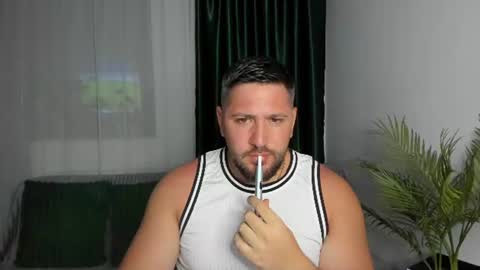 gold_alpha_boy online show from July 18, 7:38 pm