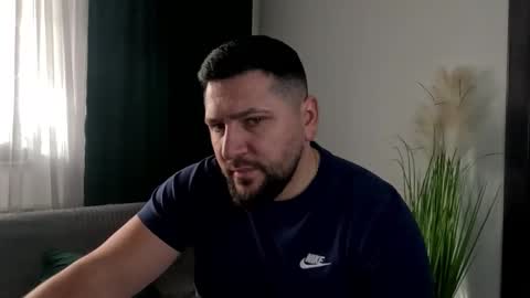 gold_alpha_boy online show from February 3, 8:29 am