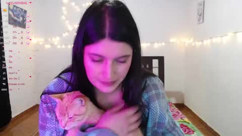 goldencandycotton online show from February 14, 8:42 am