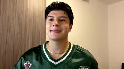 goldenknight33 online show from September 28, 2:15 pm