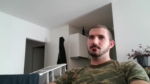 Snapshot of goldnic_10 chatting on October 21, 12:10 pm goldnic_10 online show from October 21, 12:10 pm
