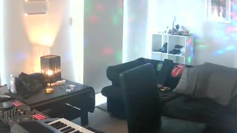 Snapshot of goldyguy011 chatting on October 6, 3:46 am goldyguy011 online show from October 6, 3:46 am