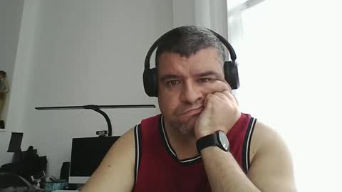 gomezgonz5 online show from October 10, 12:44 pm